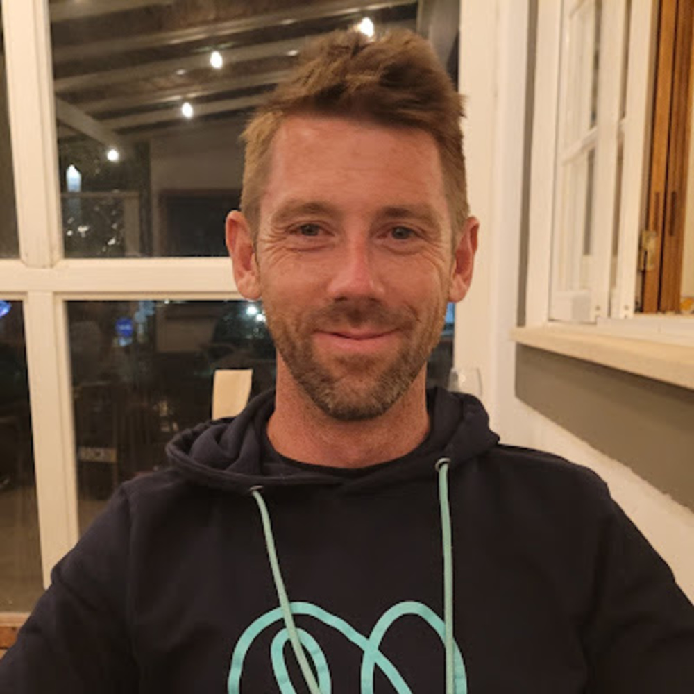 Meet your Posher, Lee